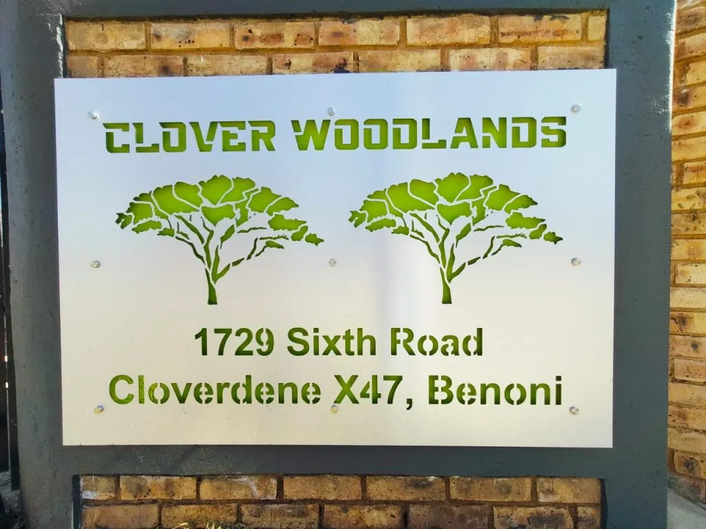 Clover woodlands
